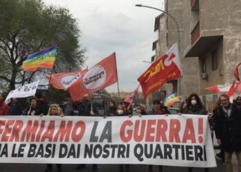 Roma ve Pisa kentlerinde Ukrayna’ya silah tedariki ve NATO’ya karşı eylem