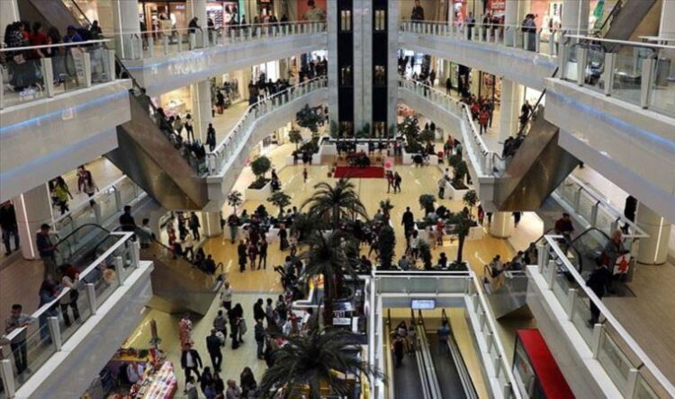 AVM saatlerine kar düzenlemesi