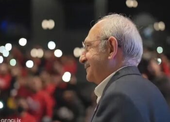 Kılıçdaroğlu’nu böyle karşıladılar: “Zor günlerimde yanımda hep sen vardın”