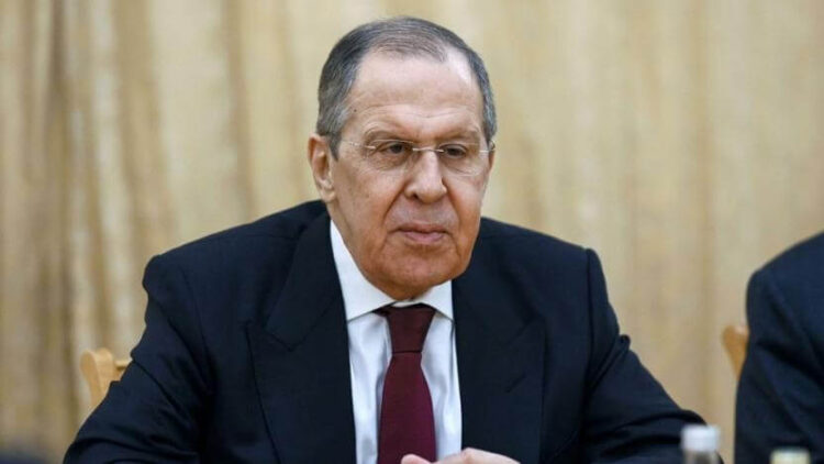 Lavrov: Rusya’ya karşı savaş planları yapıldığından eminim