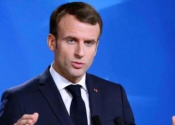 Macron: Rusya ile savaşta değiliz