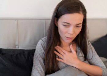 Göğüs ağrısı, uyuşma ve terleme… Bu belirtilere dikkat