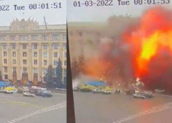 Harkov’da belediye binasını vurdular