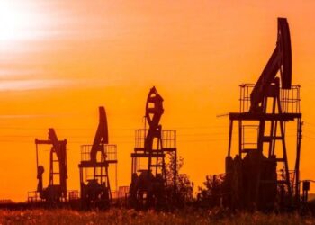 Rusya: ABD ve İngiltere’nin bizden petrol almaması önemli değil