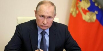Kremlin’den iddialara yanıt: Okyanus ötesinden talimat alıyorlar