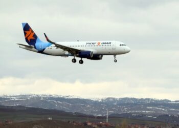 İsrail Cumhurbaşkanı Isaac Herzog’un uçağında dikkat çeken mesajlar