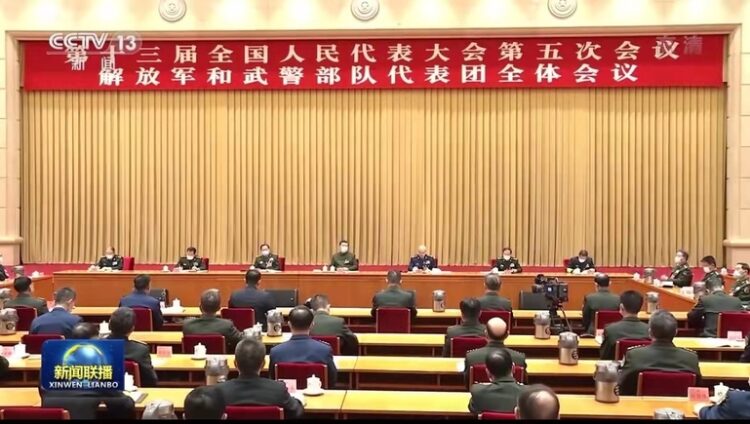 Xi: Hukuka dayalı ordu yönetimi geliştirilmeli