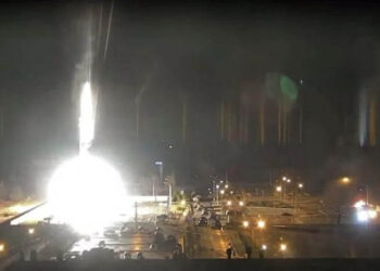 Ukrayna’da Nükleer Santral’de yangın