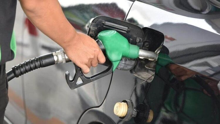 Peş peşe gelmişti: Gece 00.00’da bir dev zam daha bekleniyor!