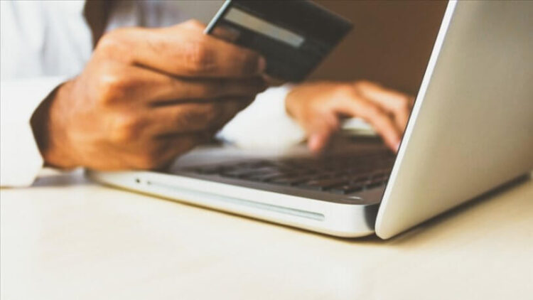 İnternetten alışverişte yeni dönem: Bakanlık harekete geçti!