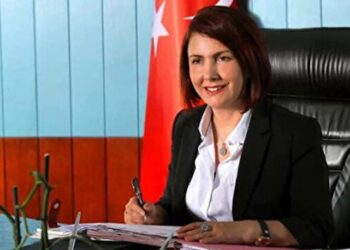 Eski Avcılar Belediye Başkanı Handan Toprak tutuklandı