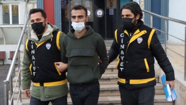 Eşini öldüren erkek: Birbirimizi seviyorduk ama benim sevgilim vardı