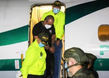 Kolombiya devlet başkanı, uyuşturucu baronu “Otoniel”in iadesini imzaladı