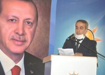 AKP ilçe başkanı istifa etti