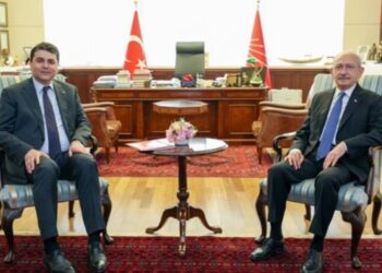Gültekin Uysal, Kılıçdaroğlu’nu ziyaret etti