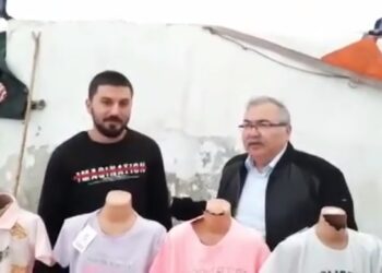 Hukuk mezunu pazarcı genç: ‘Para kazanmam, kardeşlerimi okutmam lazım’