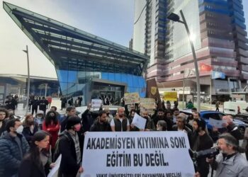 Nişantaşı’nda 40 akademisyen ‘güvenlik eşliğinde’ işten çıkarıldı