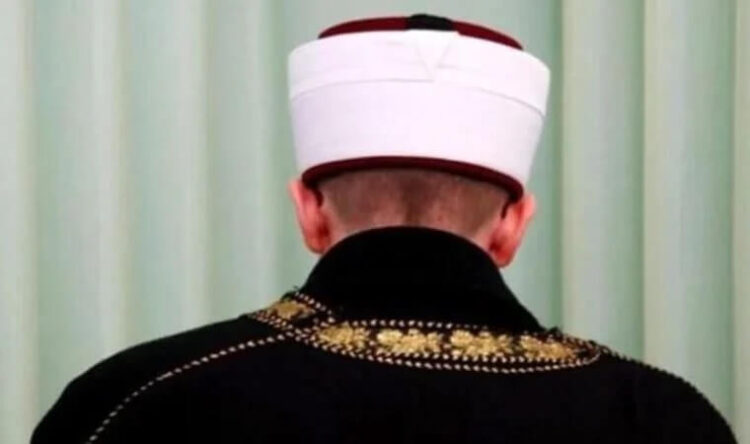 Beş imam daha gençlik ve spor müdürü oldu