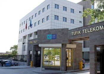 5 bakan yardımcısı çift maaşlı çıktı