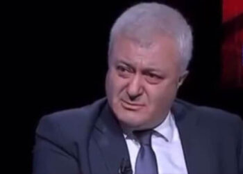 Tuncay Özkan, Erbakan ile olan anısını anlatırken ağladı