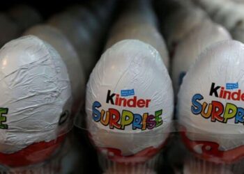 Kriz büyüyor! Kinder fabrikasına kilit vurdular!