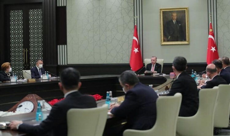 Kabine Toplantısı başladı: ‘Emekli ikramiyesi’ de masada