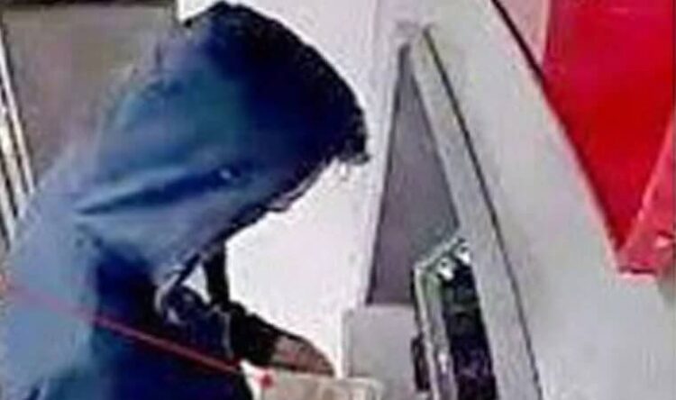 Yazılım açığından faydalandı: 142 bin TL çekti