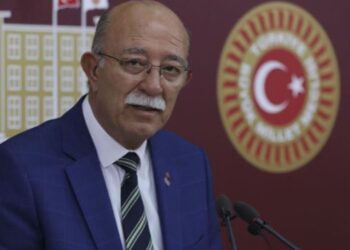 Zafer Partisi’nde istifa
