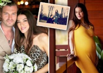 Kıvanç Tatlıtuğ ile Başak Dizer çiftinin oğulları doğdu