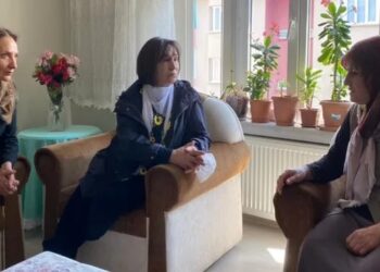 Selvi Kılıçdaroğlu, Sibel Köksal ve Ebru Yüksel’in ailelerini ziyaret etti