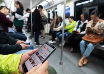 Çin’in telekom sektörü yılın ilk iki ayında istikrarlı büyüme kaydetti