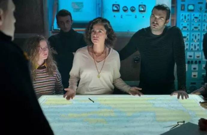 Emekli Tümamiral Gürdeniz’den, Tatlıtuğ’un dizisine eleşti