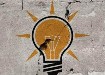 Üye olmak için gittiği siyasi partide AKP üyesi olduğunu öğrendi