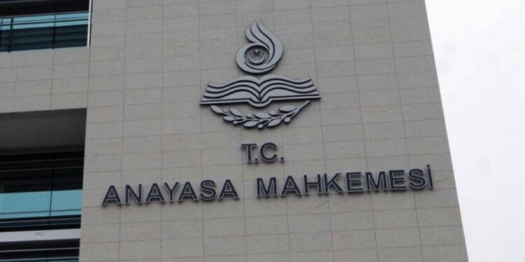 AYM’den cezaevinde intihara ‘yaşama yükümlülüğü ihlal edildi’ kararı