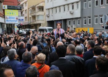 Akşener: Bu çocukları endişeye sevk edenler utansın