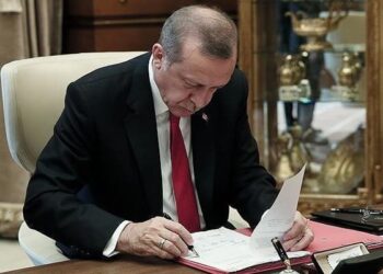 Erdoğan 8 üniversiteye rektör atadı!