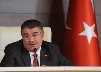 İdris Naim Şahin’in parti kuracağı iddialarıyla ilgili açıklama