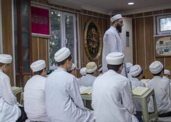 Modern eğitim sistemine karşı İstanbul’un göbeğinde medrese açtılar