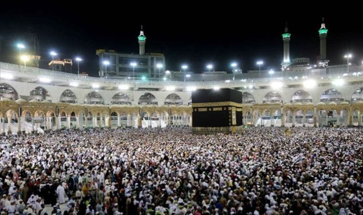 Umreye Diyanet’ten yüzde 150 zam