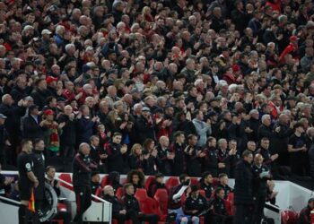 Liverpool taraftarından oğlunu kaybeden Ronaldo’ya destek