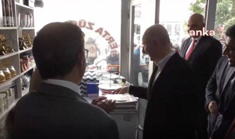 Esnaftan Bakan Karaismailoğlu’na: ‘Buralara gelir miydiniz?’