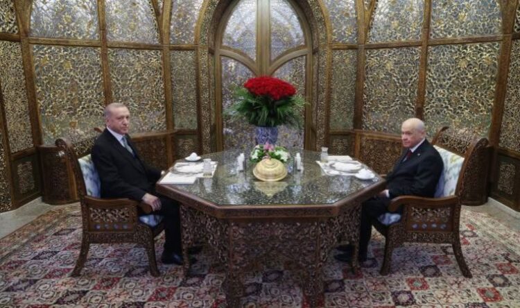 Erdoğan ve Bahçeli iftarda bir araya geldi