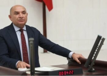 CHP’li Tarhan: ‘EYT’liye gelince para yok, yandaşa gelince para çok’