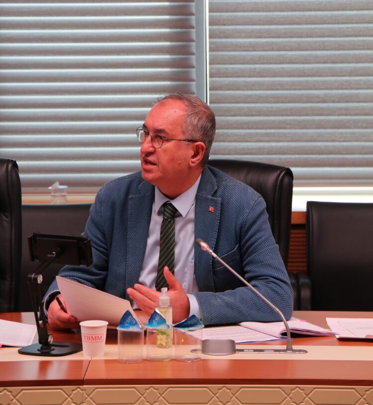 CHP’li Sertel’den ‘Milli Piyango’ tepkisi: “İstedikleri gibi at oynatıyorlar”