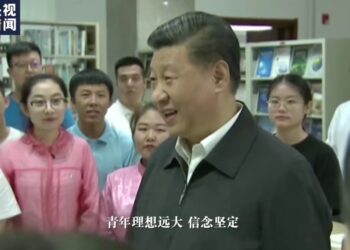 Xi’den gençlere halka hizmet çağrısı