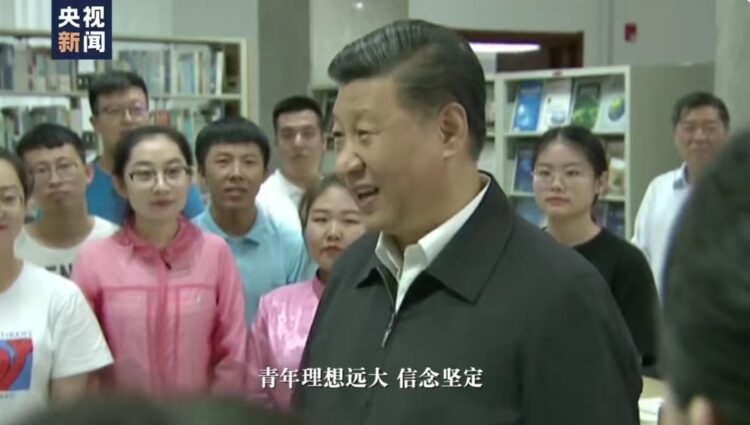 Xi’den gençlere halka hizmet çağrısı