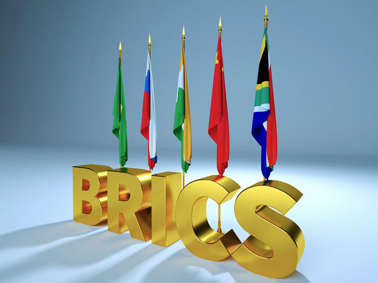 Xi: BRICS uluslararası ilişkilere istikrar ve pozitif enerji katmalı