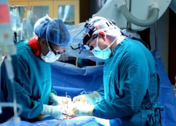‘Hatalı teşhis’ iddiası: 14 yaşındaki çocuğun testisi alındı