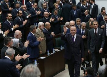 Kulis: Erdoğan iki isim hariç bütün bakanları değiştiriyor!