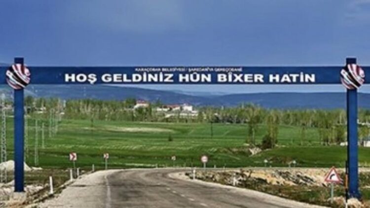 ‘Kürtçe tabela önünde el hareketi’ tepki çekmişti: TKP’den açıklama